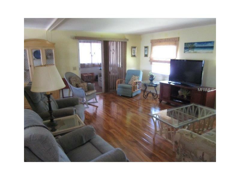 Property Photo:  416 Via Veneto  FL 34285 