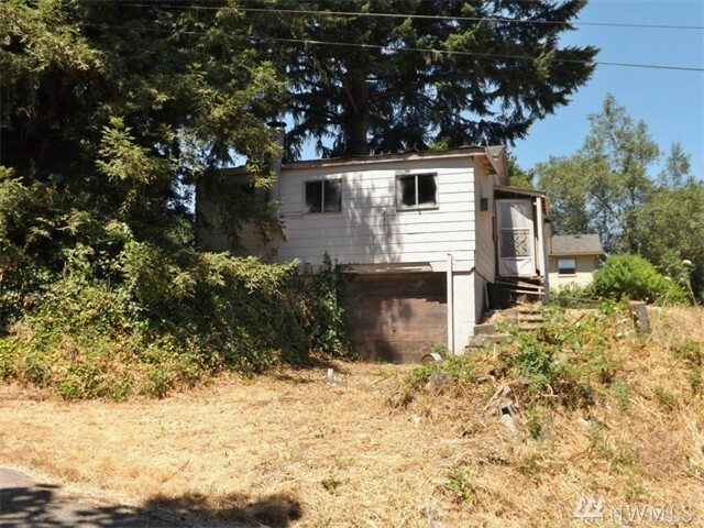 Property Photo:  106 Dora Ave  WA 98312 