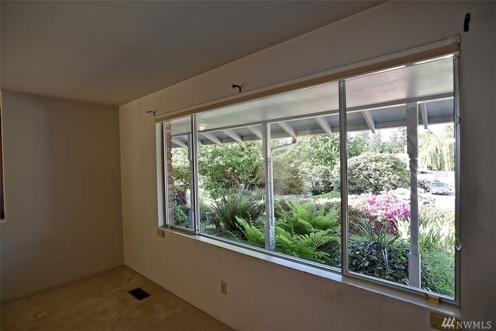 Property Photo:  2406 97th Place SE  WA 98208 