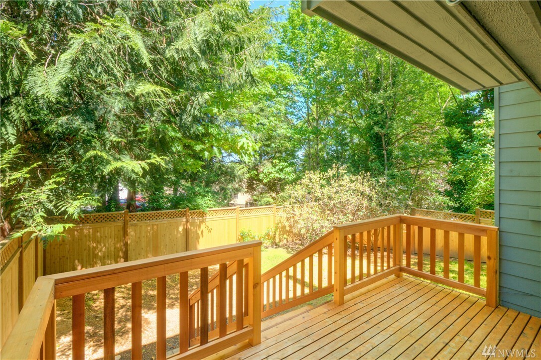 Property Photo:  8422 139th Ave NE  WA 98052 