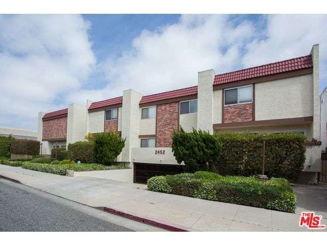 Property Photo:  2452 Chelsea Pl H  CA 90404
