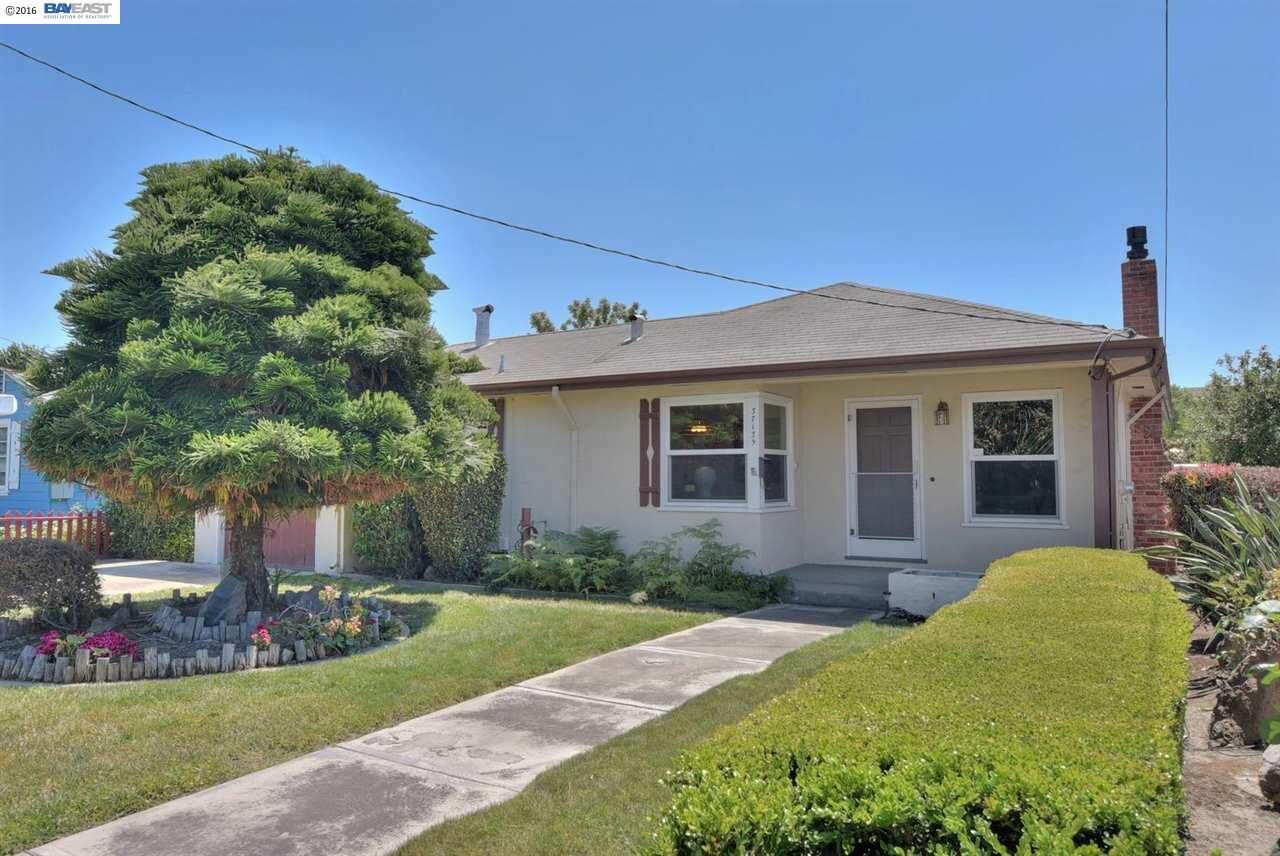 Property Photo: 37139 Holly St CA 94536
