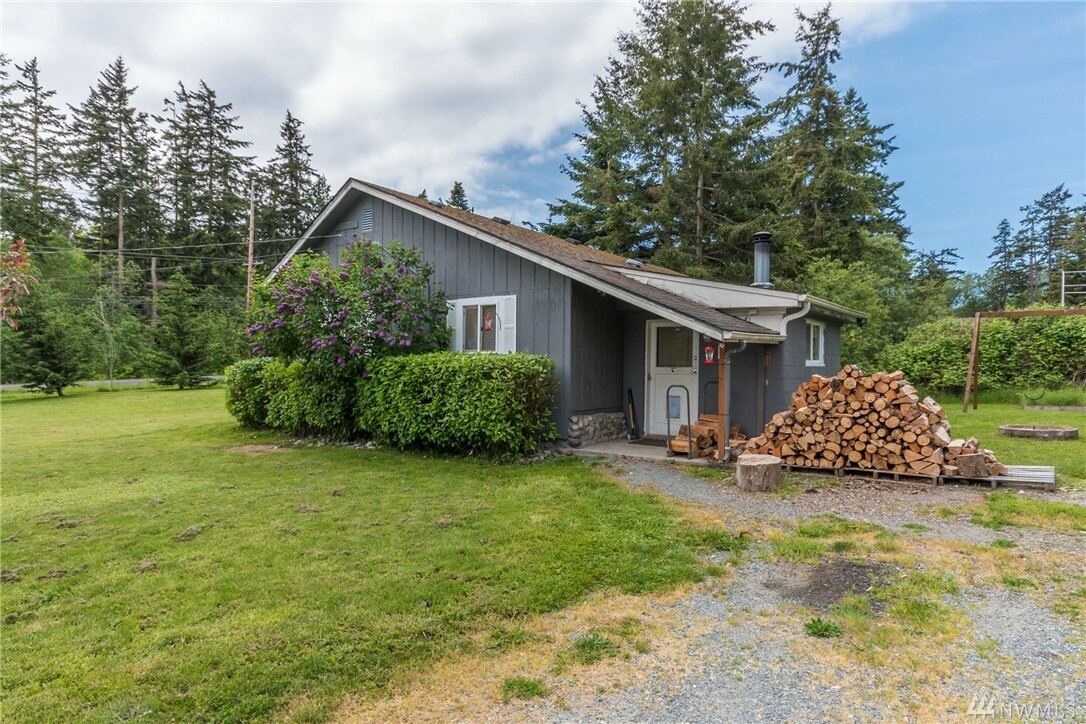 Property Photo:  1562 Fort Nugent Rd  WA 98277 