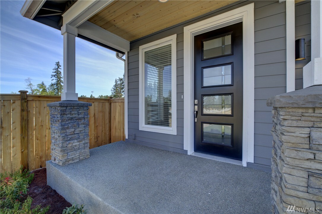 Property Photo:  19303 38th Dr SE  WA 98012 