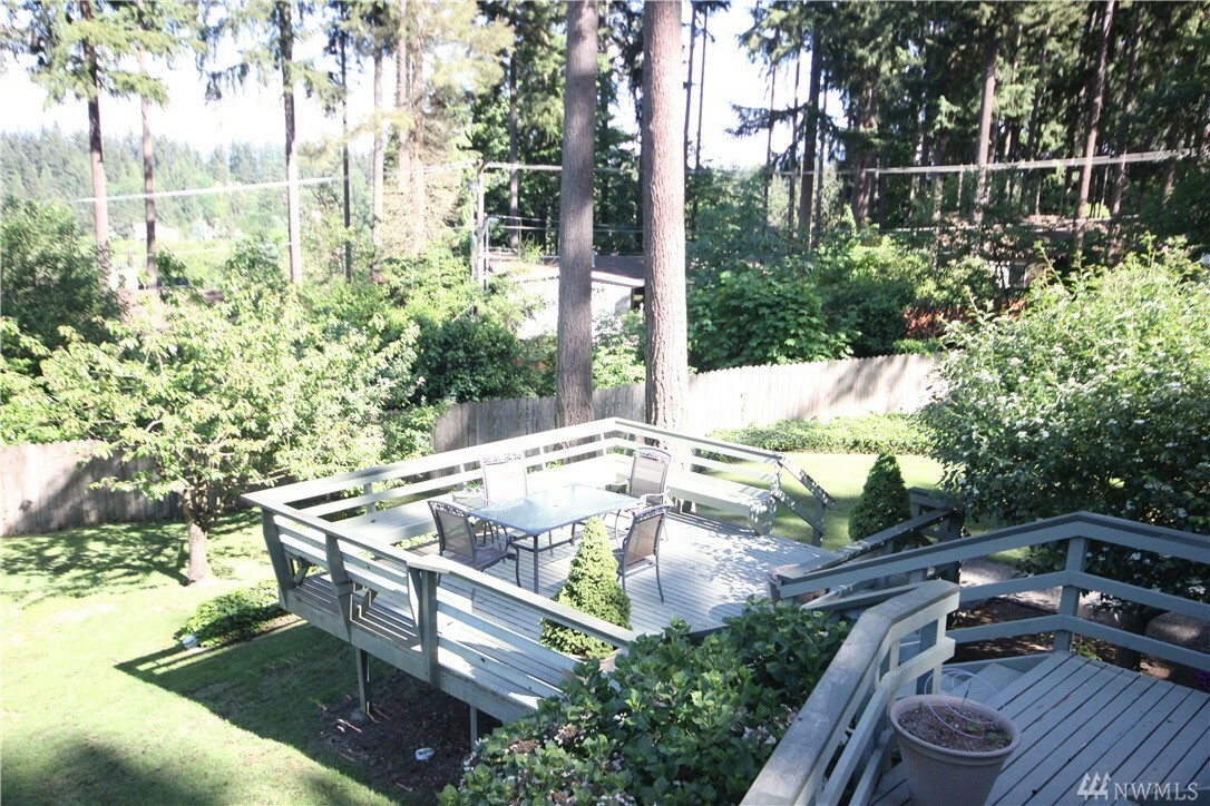 Property Photo: 15430 SE 22nd Place WA 98007