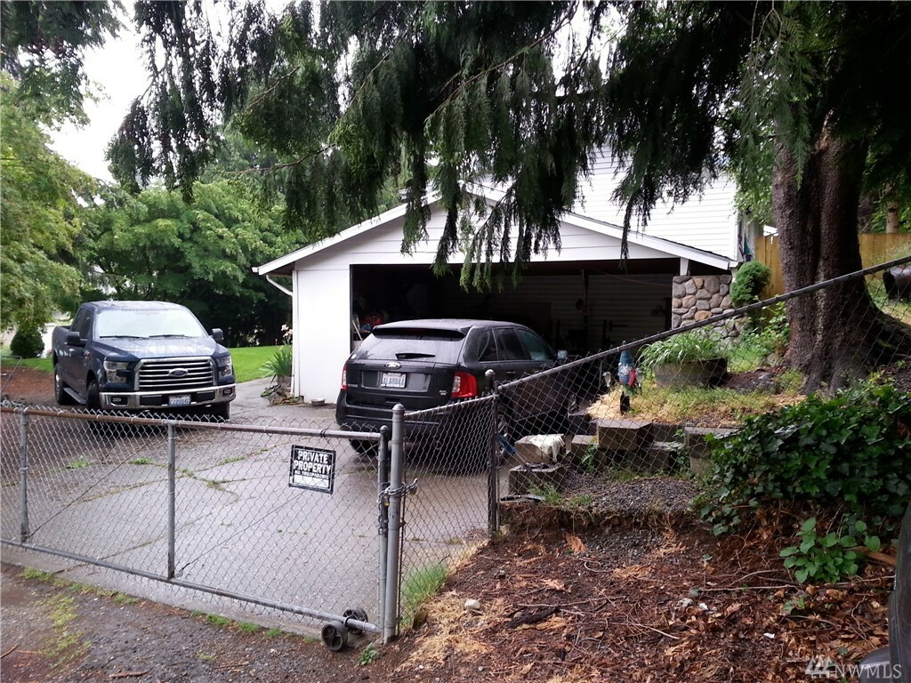 Property Photo:  3129 124th St SE  WA 98208 