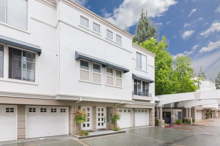 Property Photo: 440 Navaro Place 120 CA 95134