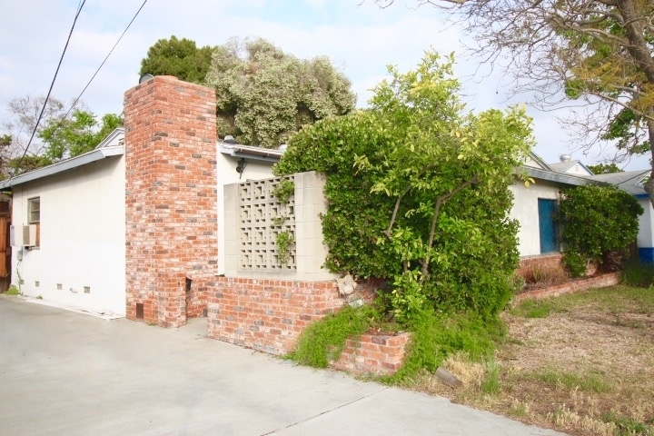 Property Photo:  5847 Amarillo Ave  CA 91942 