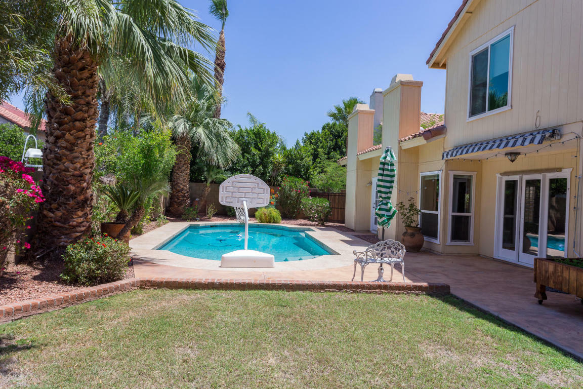 Property Photo: 2612 W Upland Drive AZ 85224