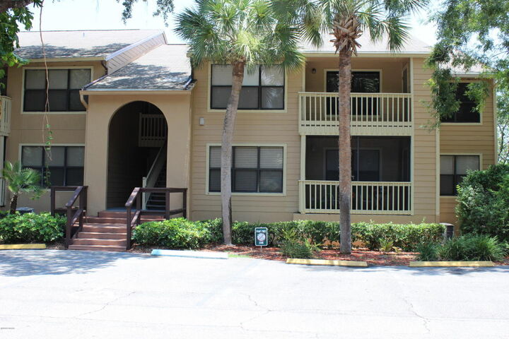 1401 S Palmetto Avenue  Daytona Beach FL 32114 photo