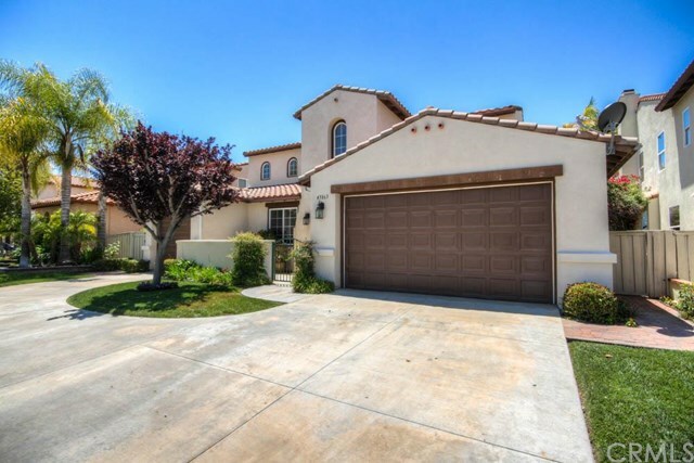 Property Photo:  45863 Corte Carmello  CA 92592 