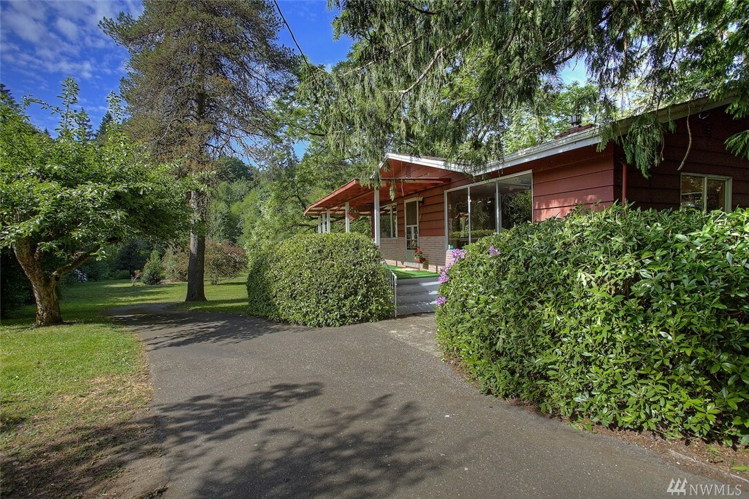 Property Photo:  6108 Artondale Dr NW  WA 98335 