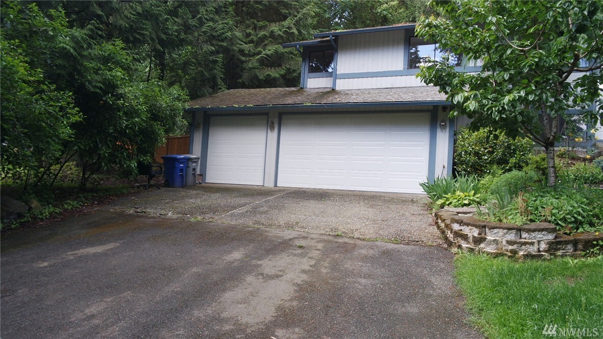 Property Photo: 4141 229th Ct SE WA 98075
