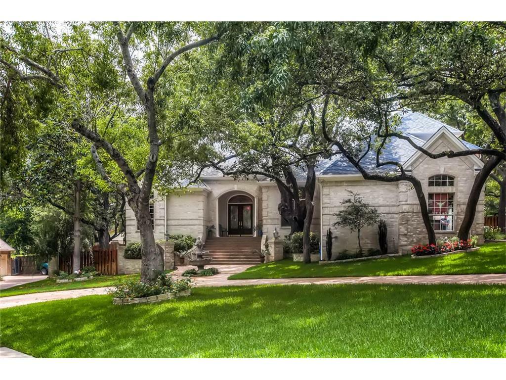 Property Photo: 16 Shaded Way TX 78664