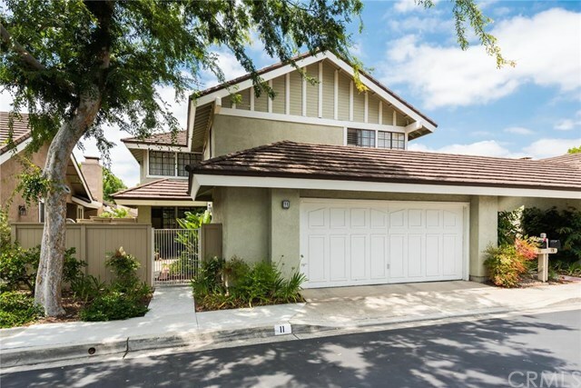 Property Photo:  11 Woodgrove 13  CA 92604 