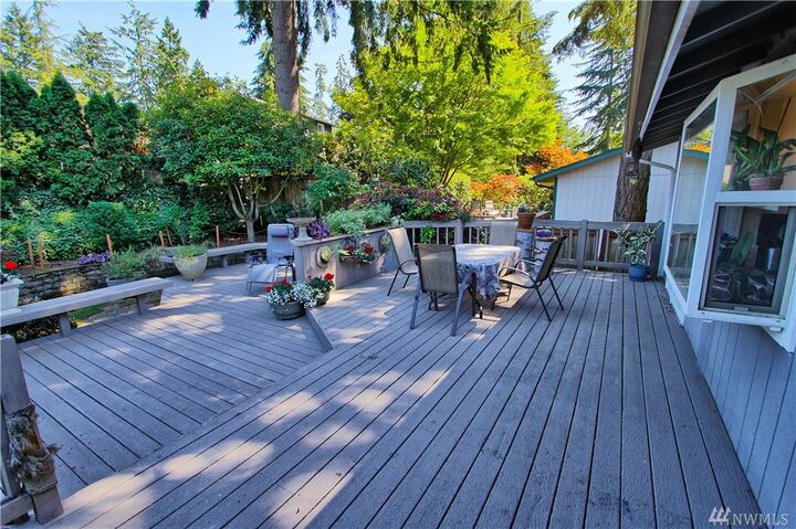 Property Photo:  5505 64th Ave W  WA 98467 