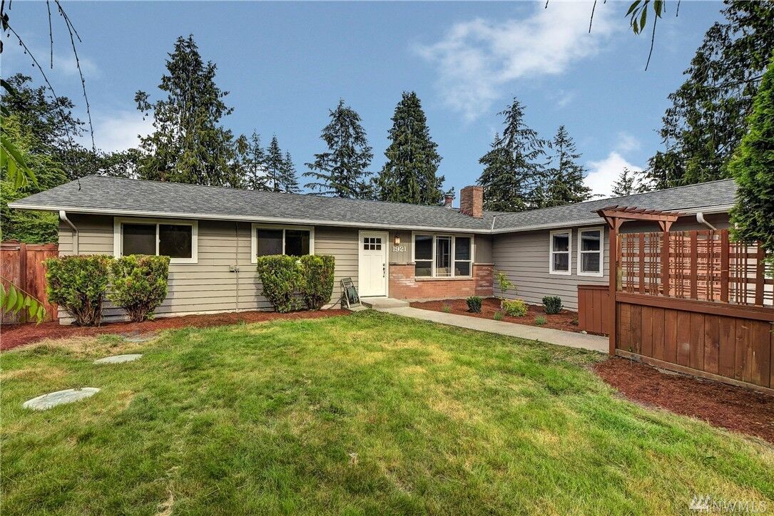 Property Photo:  11921 38th Ave NE  WA 98271 