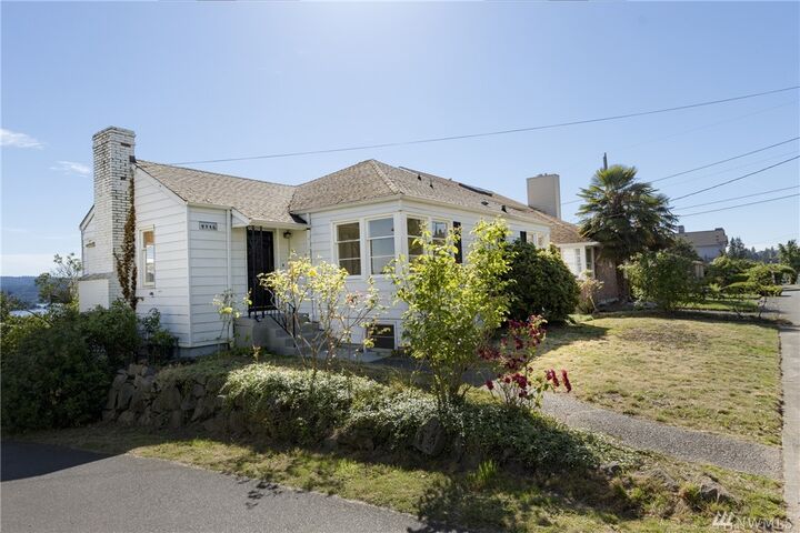 9714 Waters Ave S  Seattle WA 98118 photo