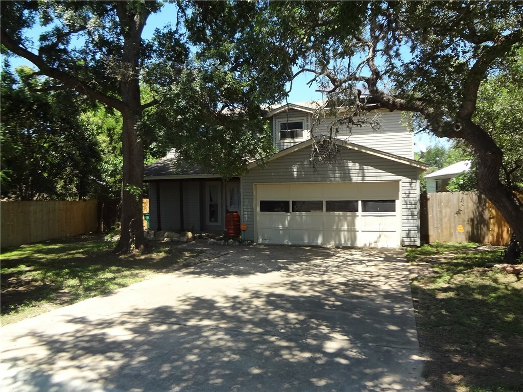 Property Photo:  1705 Saracen Road  TX 78733 