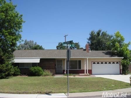 Property Photo:  119 W Longview Avenue  CA 95207 