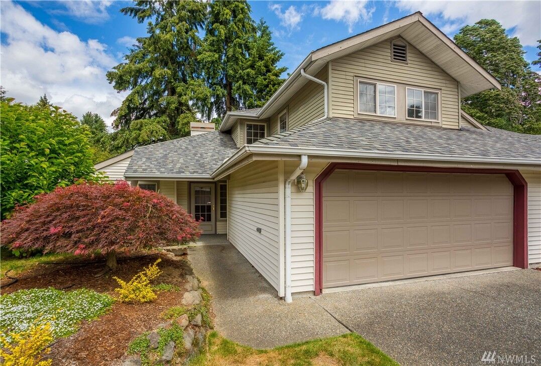 Property Photo:  10244 NE 138th Place B1  WA 98034 