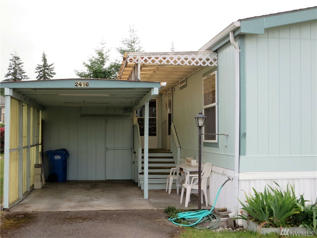 Property Photo:  2418 Fords Prairie Ave  WA 98531 