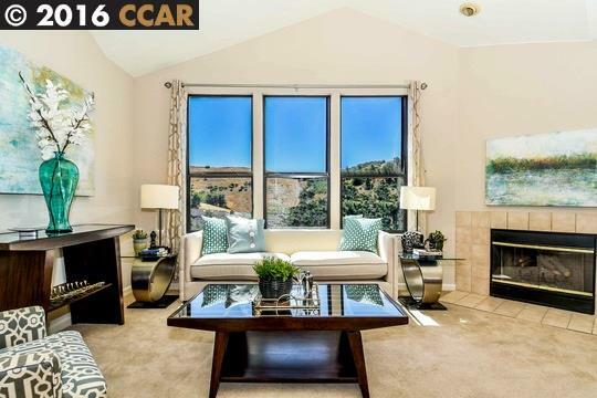 Property Photo: 6 Heritage Oaks Rd CA 94523