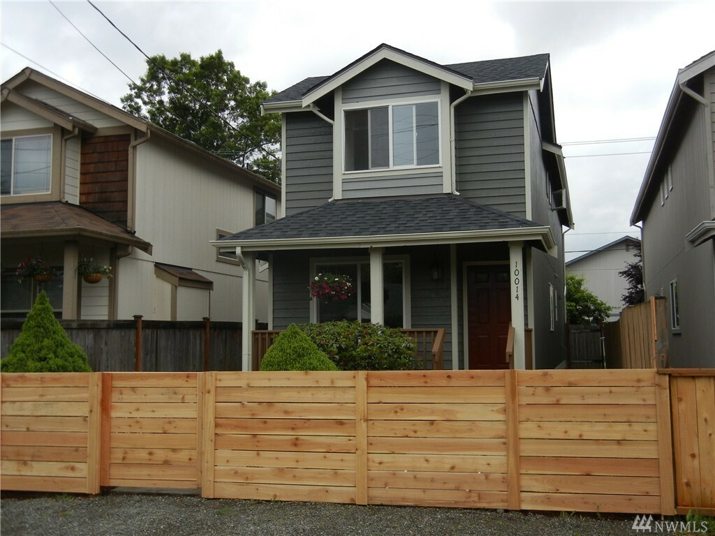 Property Photo: 10014 19th Ave SW WA 98146
