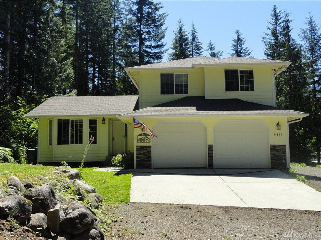 Property Photo: 44828 Fir Rd WA 98251