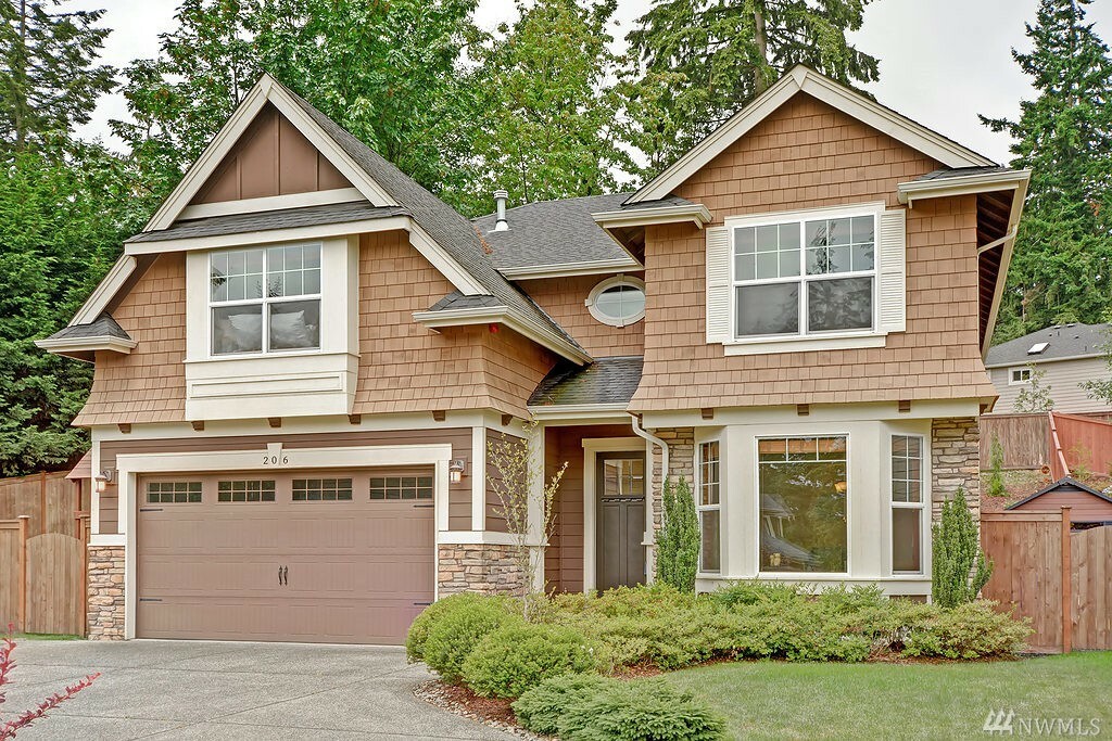 Property Photo: 206 233rd Place SE WA 98021