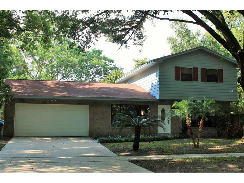 Property Photo: 217 Mary Ellen Avenue FL 33584