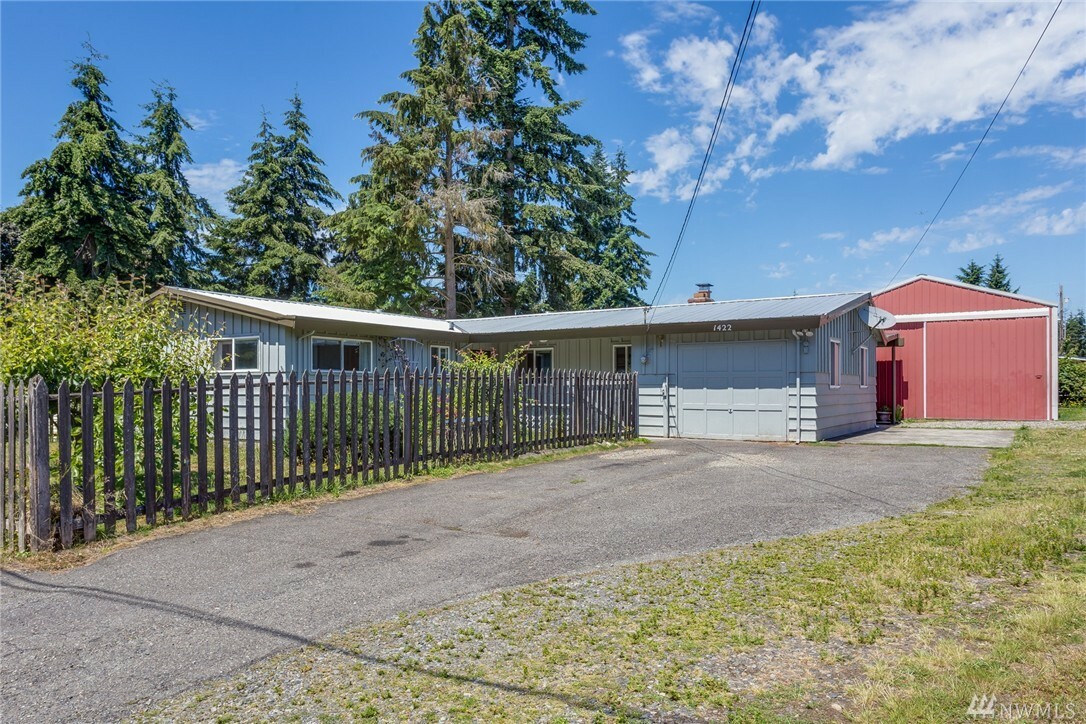 Property Photo:  1422 S 303rd St  WA 98003 