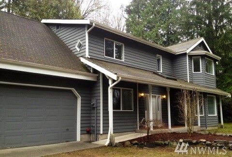 Property Photo:  9067 NE Hidden Cove Rd  WA 98110 