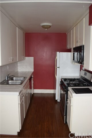 Property Photo: 1125 Pico Boulevard 109 CA 90405
