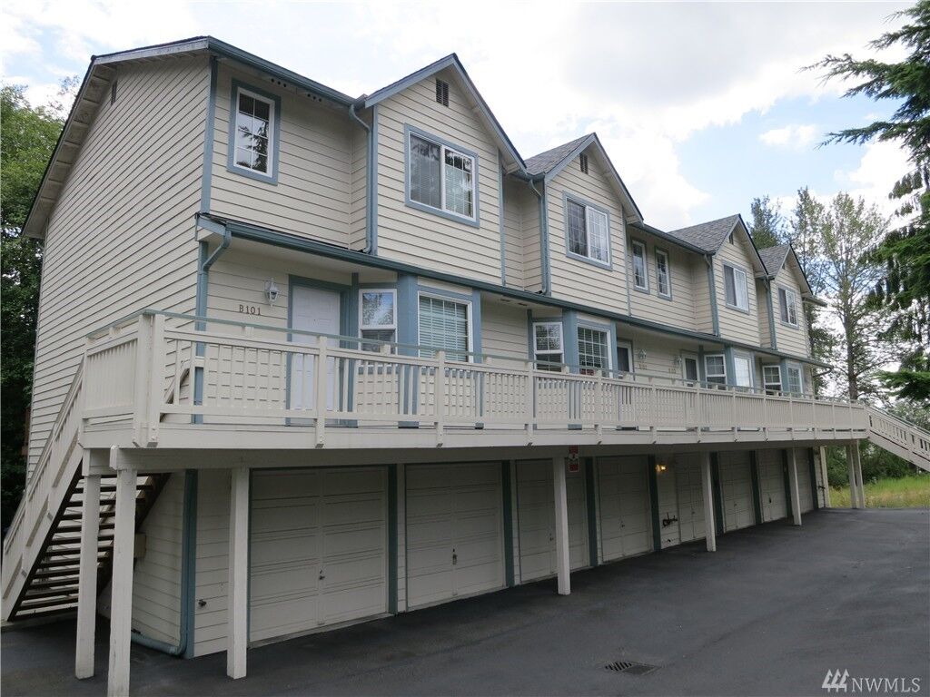 Property Photo: 13629 26th Place W B102 WA 98087
