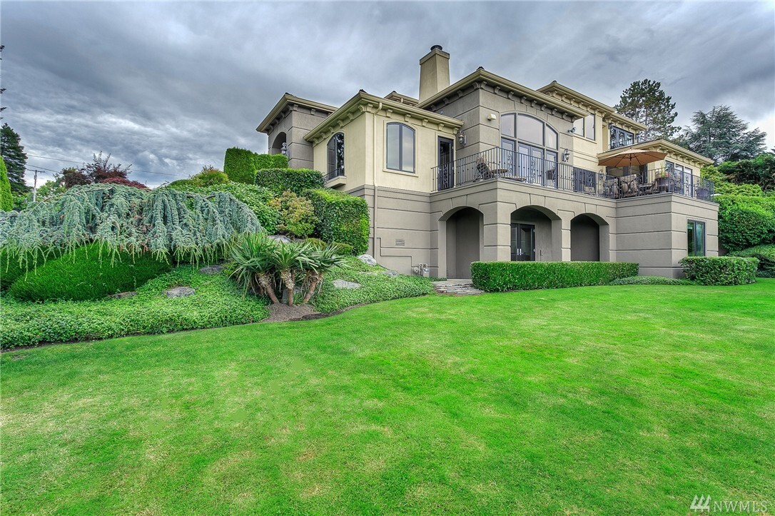 Property Photo: 9621 NE 29th Street WA 98004