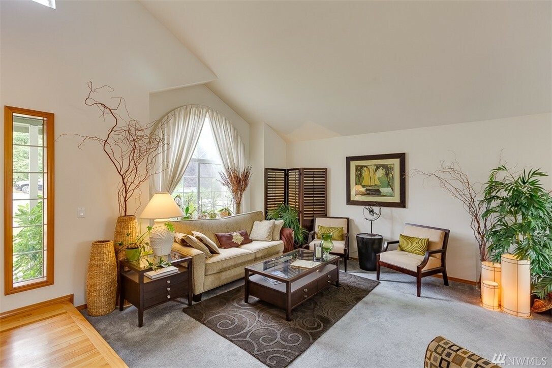 Property Photo: 13007 NE 198th Place WA 98072