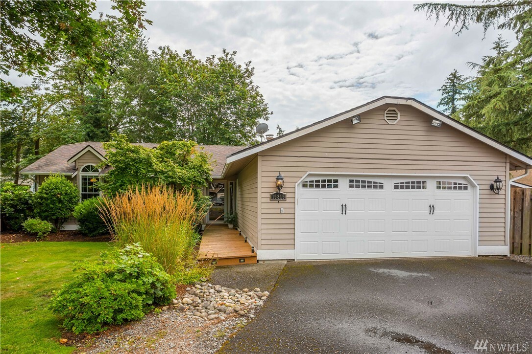 Property Photo:  19819 SE 266th Ct  WA 98042 