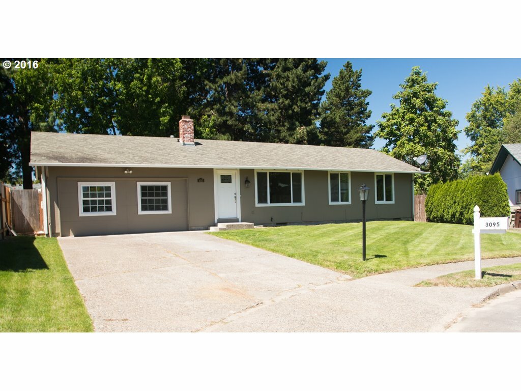 Property Photo: 3095 NW Ithaca Ct OR 97229