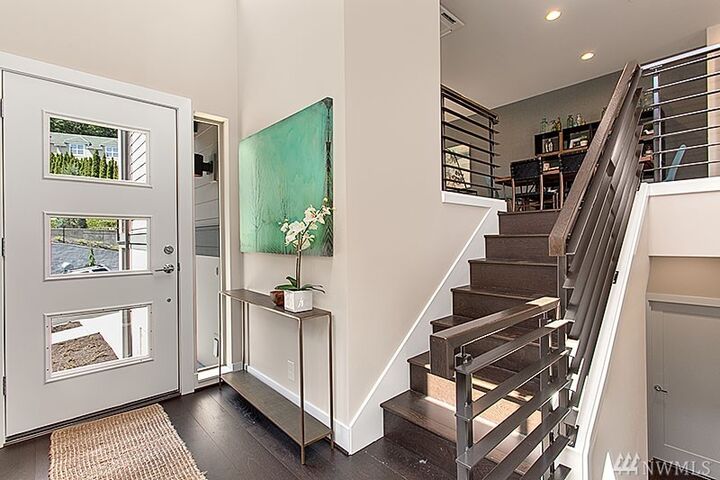 Property Photo:  2972 76th Place SE 102  WA 98040 