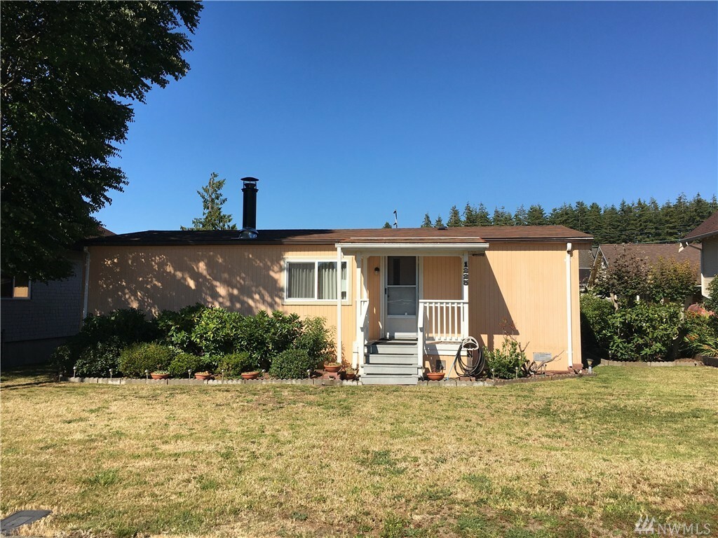 1225 3rd St  Cosmopolis WA 98537 photo