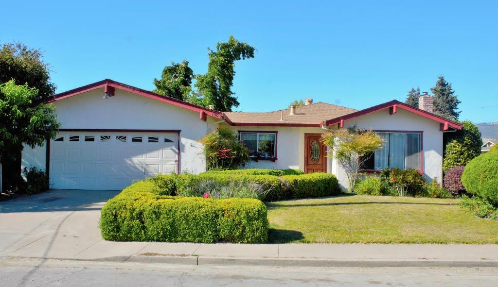 Property Photo:  100 Stratford Drive  CA 95076 