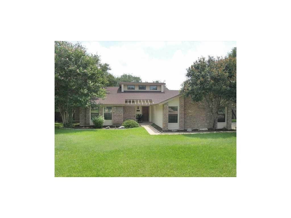 Property Photo: 207 Copperleaf Road TX 78734