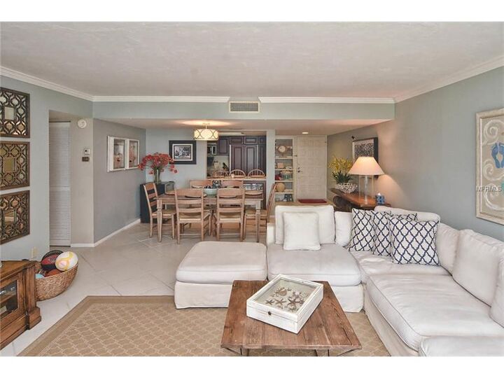 Property Photo:  2045 Gulf Of Mexico Drive M1-112  FL 34228 