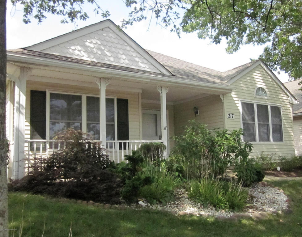Property Photo: 217 N Pondview Boulevard NJ 08831