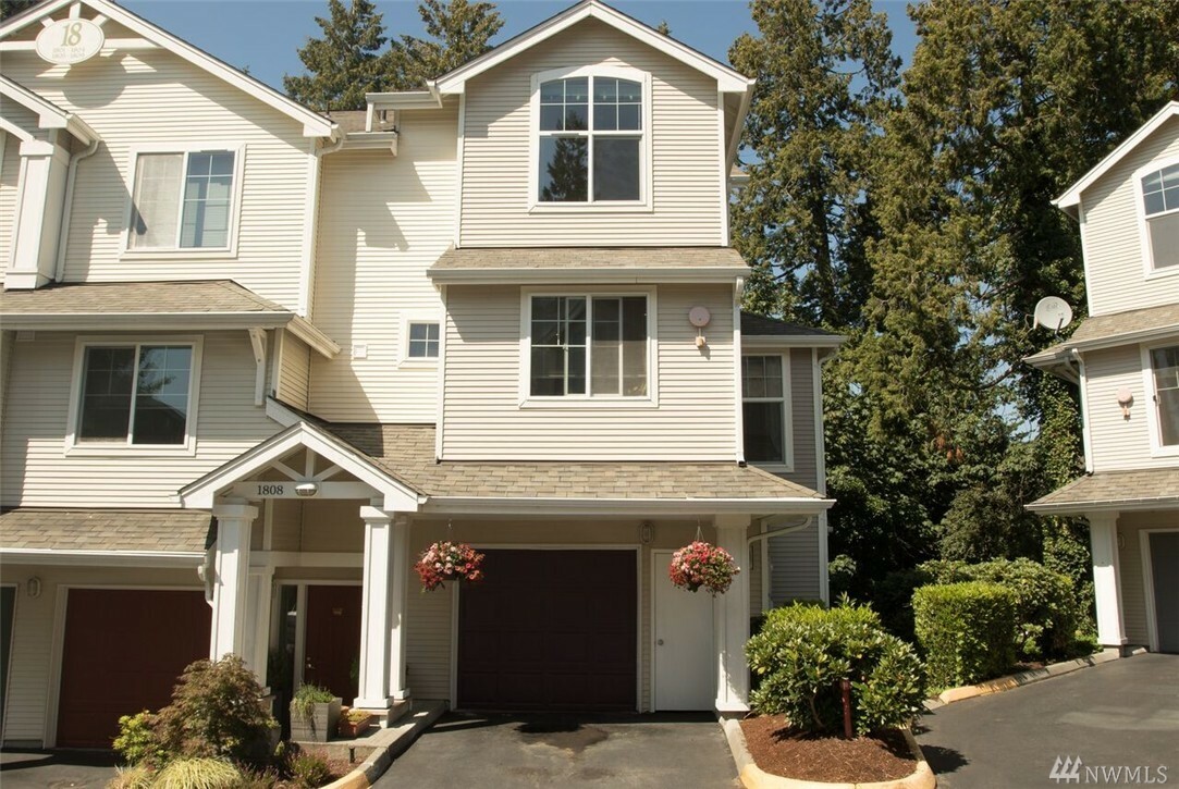 Property Photo:  16125 Juanita Woodinville Wy NE 1809  WA 98011 