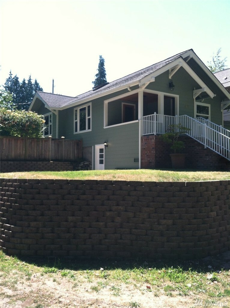 Property Photo:  4102 N 33rd St  WA 98499 