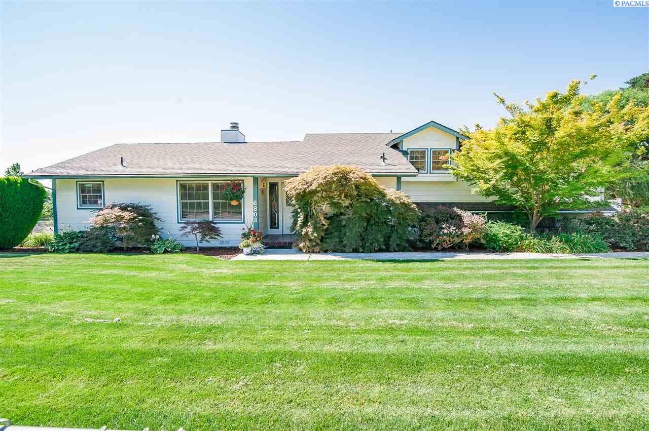 Property Photo:  6803 W 13th  WA 99338 