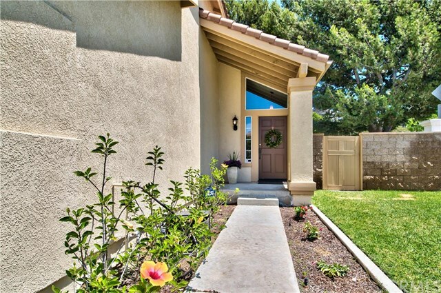 Property Photo:  1082 S Laughingbrook Court  CA 92808 