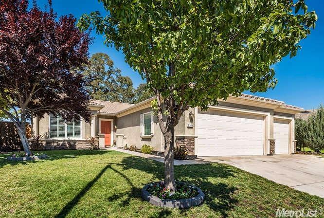 Property Photo:  2102 5th Street  CA 95648 